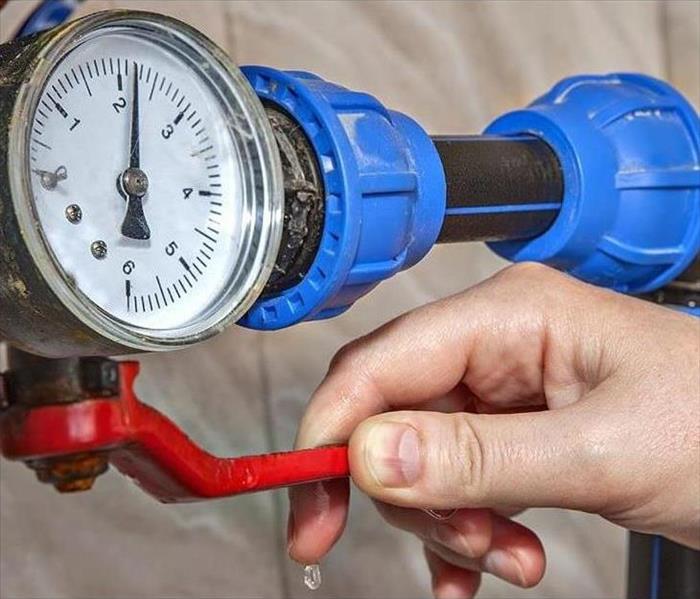 How to turn off your water supply line.